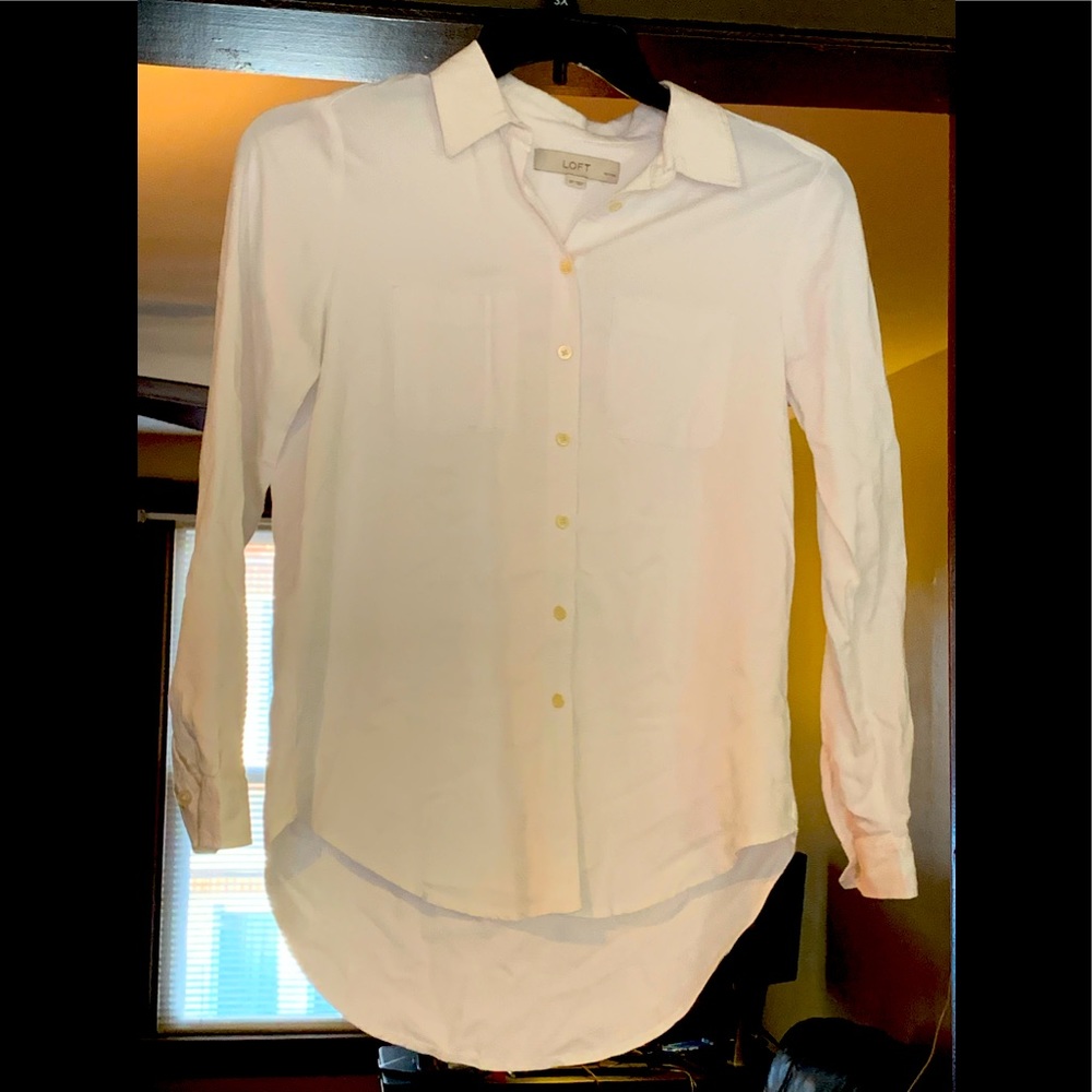 LOFT Petites White Long Sleeve Button Down Shirt size P Small